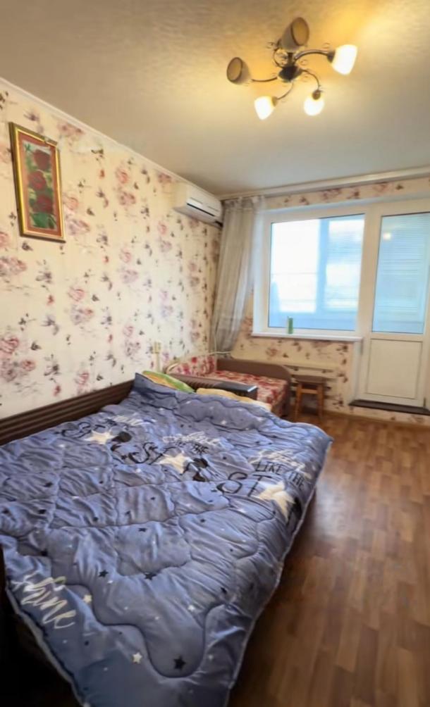 Квартира, 2-кімн., Харьков, Бавария, Петра Свинаренко