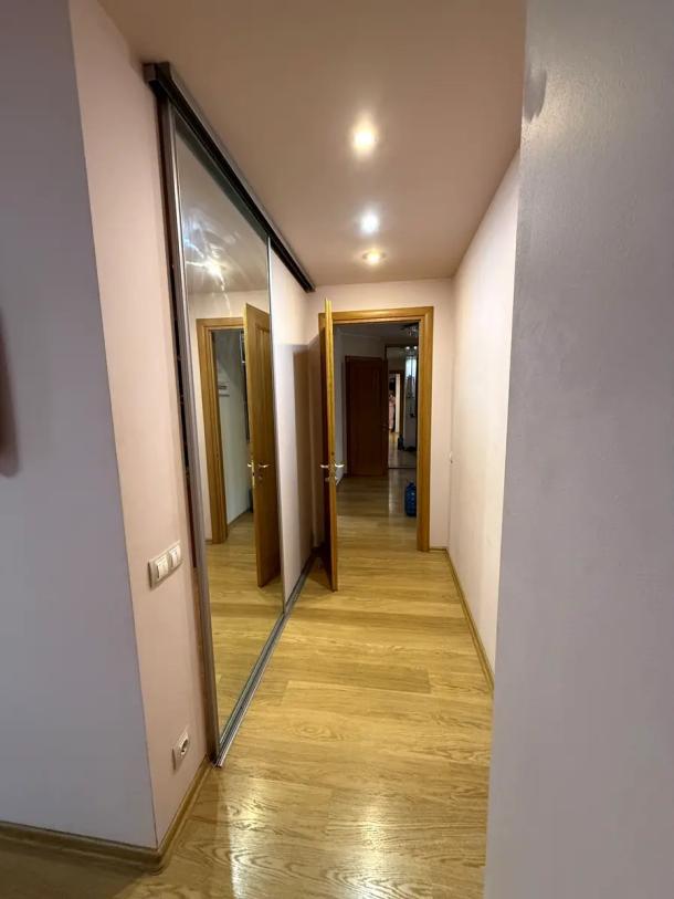 Квартира, 4-кімн., Харьков, Павлово Поле, Деревянко