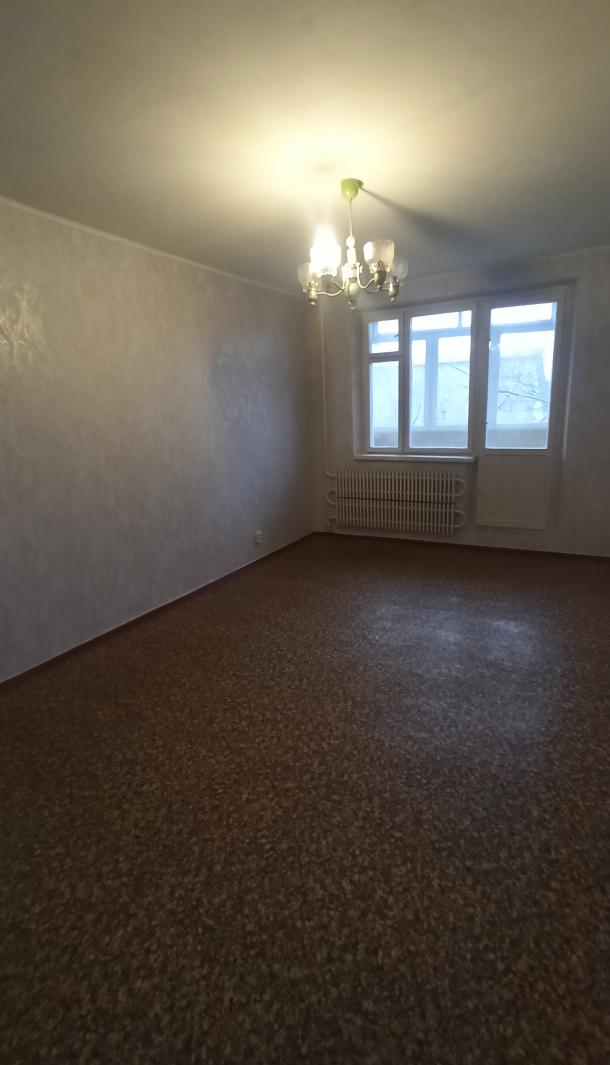 Квартира, 2-кімн., Харьков, Алексеевка, Ахсарова