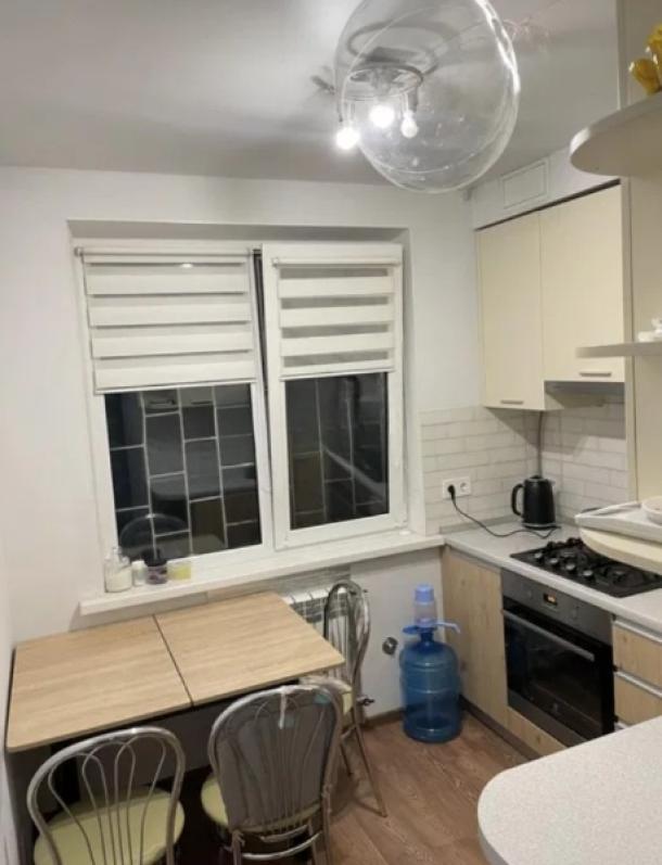 Квартира, 1-кімн., Харьков, 656м/р, Гвардейцев Широнинцев