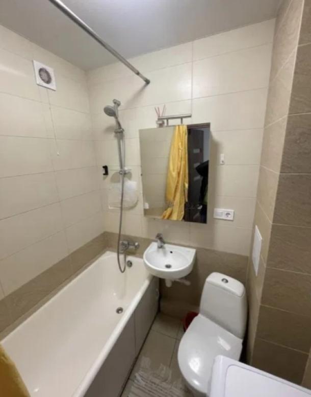 Квартира, 1-кімн., Харьков, 656м/р, Гвардейцев Широнинцев