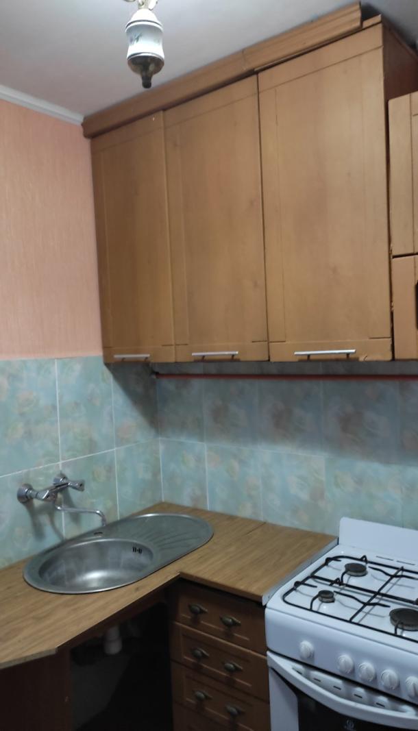 Квартира, 2-кімн., Харьков, 606м/р, Тракторостроителей просп.