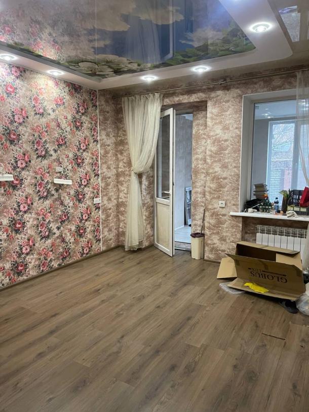 Квартира, 4-кімн., Харьков, Старая Салтовка, Михайлика (Высочиненко)