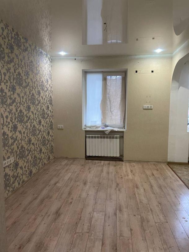 Квартира, 4-кімн., Харьков, Старая Салтовка, Михайлика (Высочиненко)