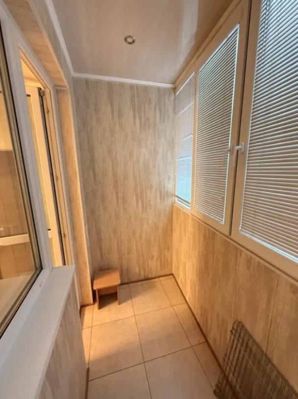 Квартира, 3-кімн., Харьков, 535Ам/р, Валентиновская