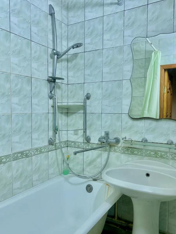 Квартира, 3-кімн., Харьков, 520м/р, Академика Павлова