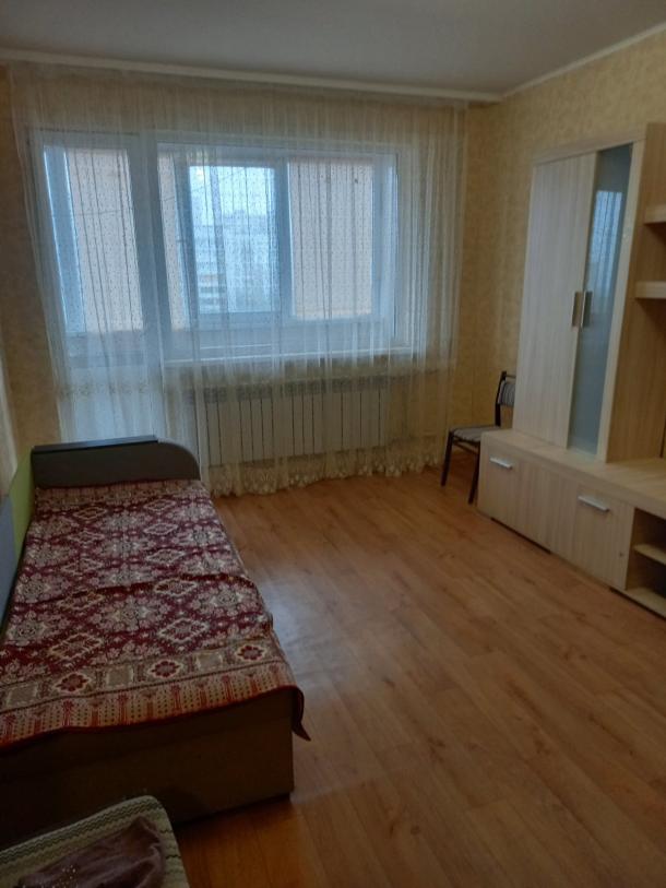 Квартира, 1-кімн., Харьков, Северная Салтовка, Метростроителей