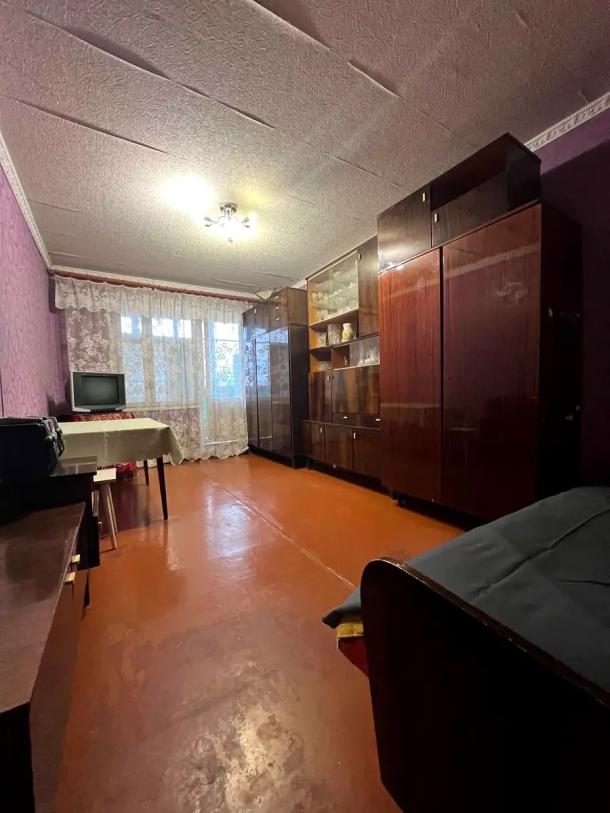 Квартира, 3-кімн., Харьков, 605м/р, Тракторостроителей просп.