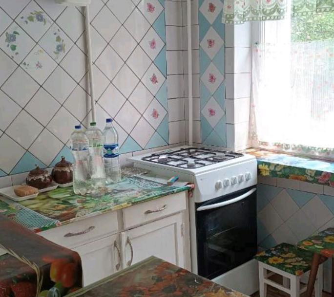 Квартира, 2-кімн., Харьков, Аэропорт, Аэрокосмический просп. (Гагарина проспект)