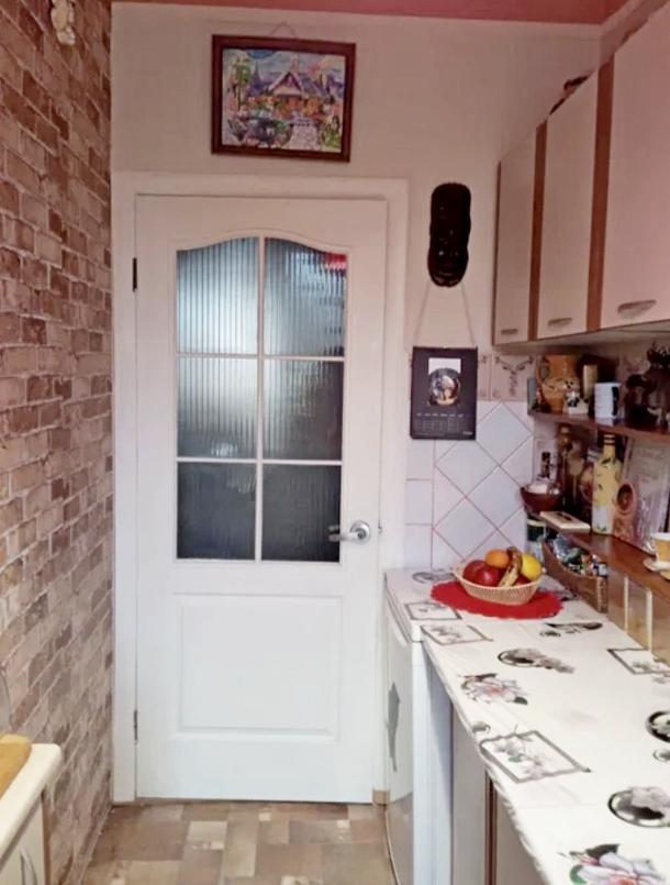 Квартира, 3-кімн., Эсхар, Чугуевский район, Молодежная