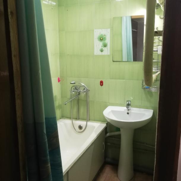 Квартира, 1-кімн., Харьков, Песочин, Комарова пер.