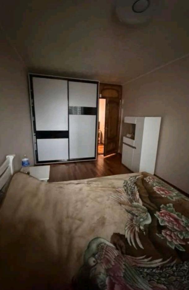 Квартира, 3-кімн., Харьков, Холодная Гора, Чередниченковский пер.