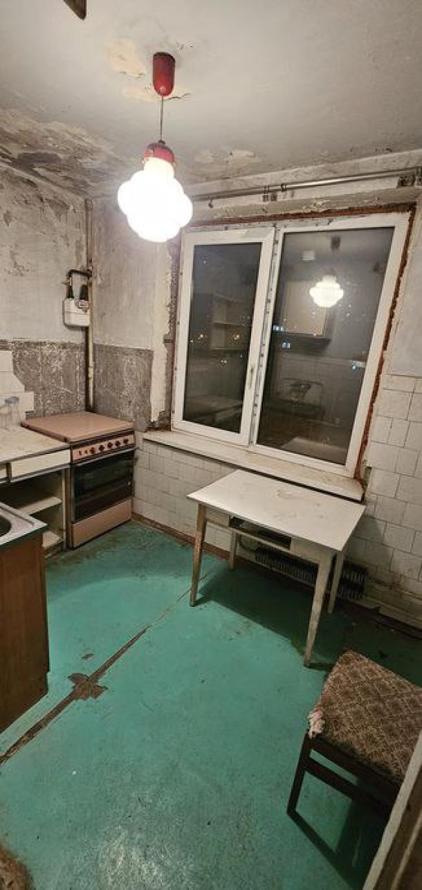 Квартира, 2-кімн., Харьков, 607м/р, Тракторостроителей просп.