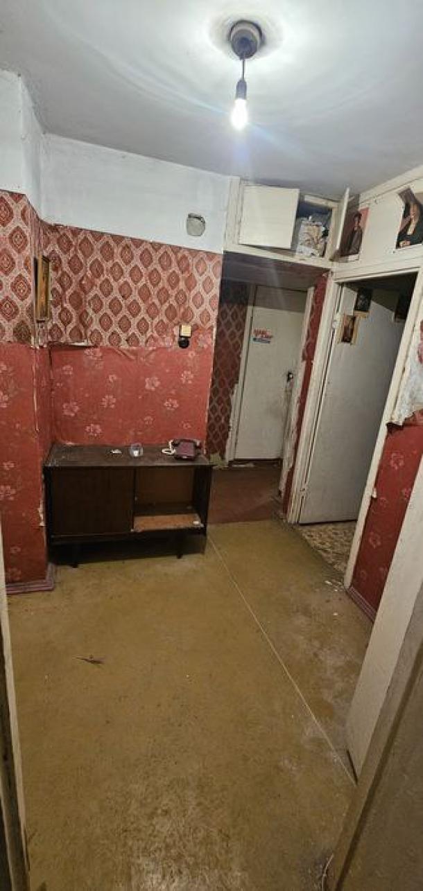 Квартира, 2-кімн., Харьков, 607м/р, Тракторостроителей просп.