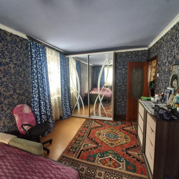 Квартира, 3-кімн., Харьков, 533м/р, Светлая