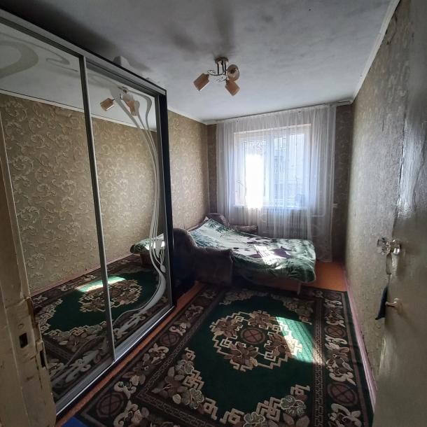 Квартира, 3-кімн., Харьков, 533м/р, Светлая