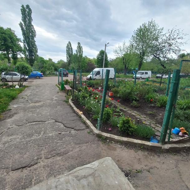 Квартира, 3-кімн., Харьков, 533м/р, Светлая