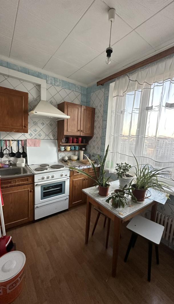 Квартира, 2-кімн., Харьков, 626м/р, Велозаводская