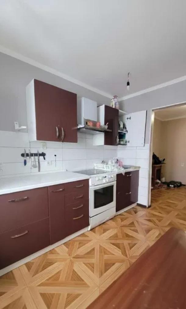 Квартира, 5-кімн., Харьков, Алексеевка, Клочковская