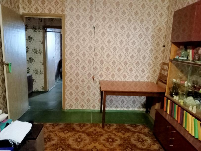 Квартира, 3-кімн., Харьков, 533м/р, Тракторостроителей просп.