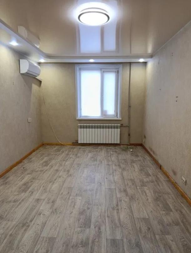 Квартира, 1-кімн., Чугуев, Чугуевский район