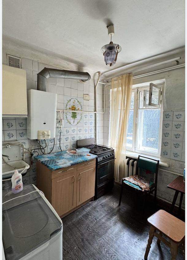 Квартира, 1-кімн., Чугуев, Чугуевский район