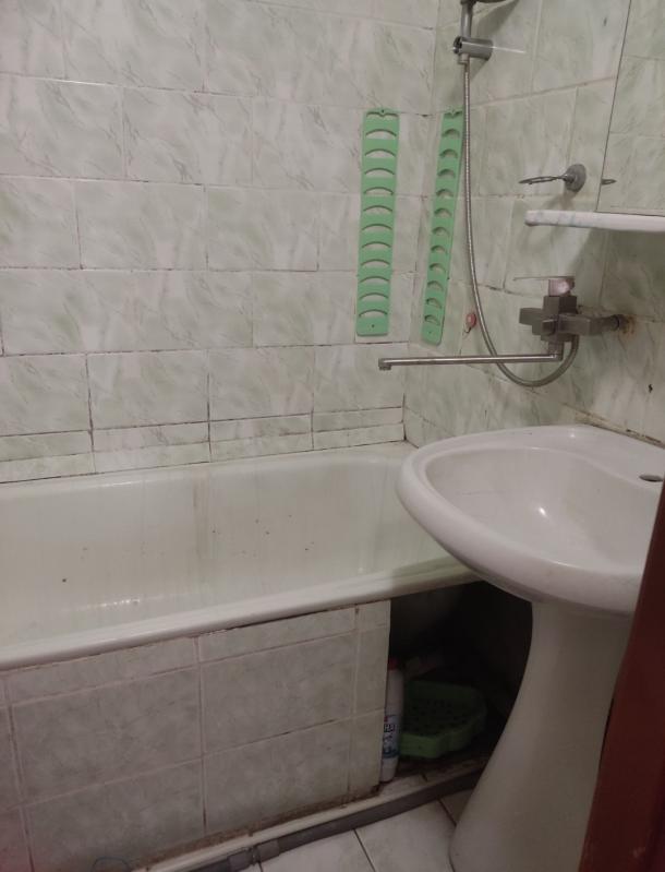 Квартира, 1-кімн., Чугуев, Чугуевский район