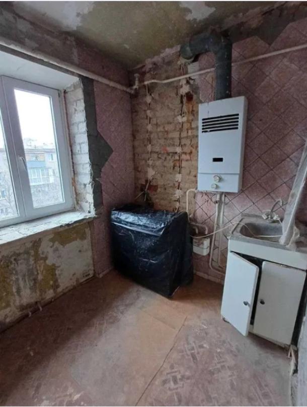 Квартира, 3-кімн., Харьков, Павлово Поле, Науки пр.