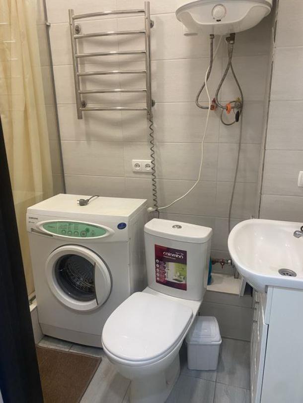 Гостинка, Харьков, Защитников Украины метро, Героев Харькова пр-т