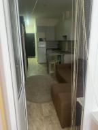 гостинка, Харьков, Защитников Украины метро, Героев Харькова пр-т