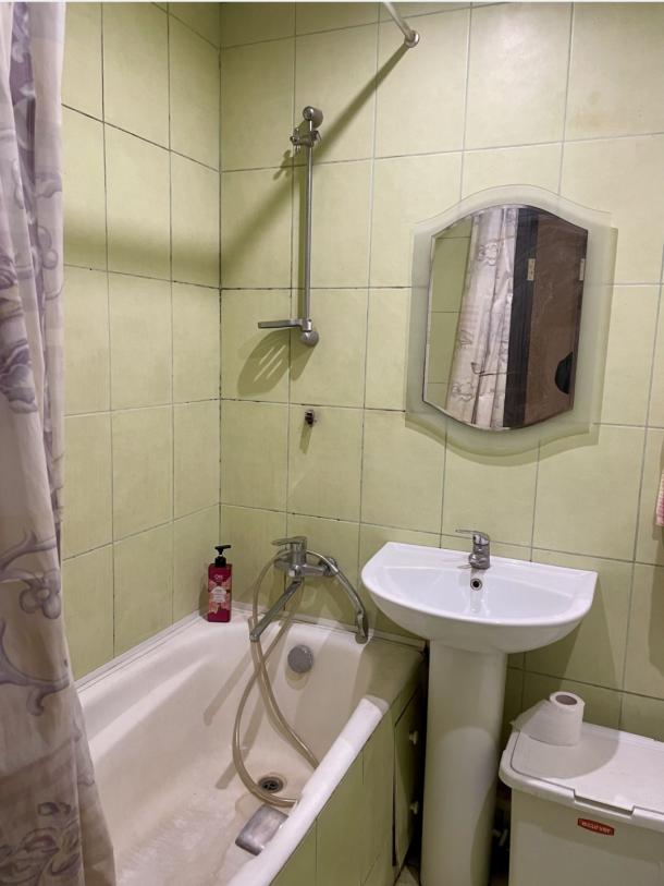 Квартира, 2-кімн., Харьков, 522м/р, Непокоренных (Героев Труда)