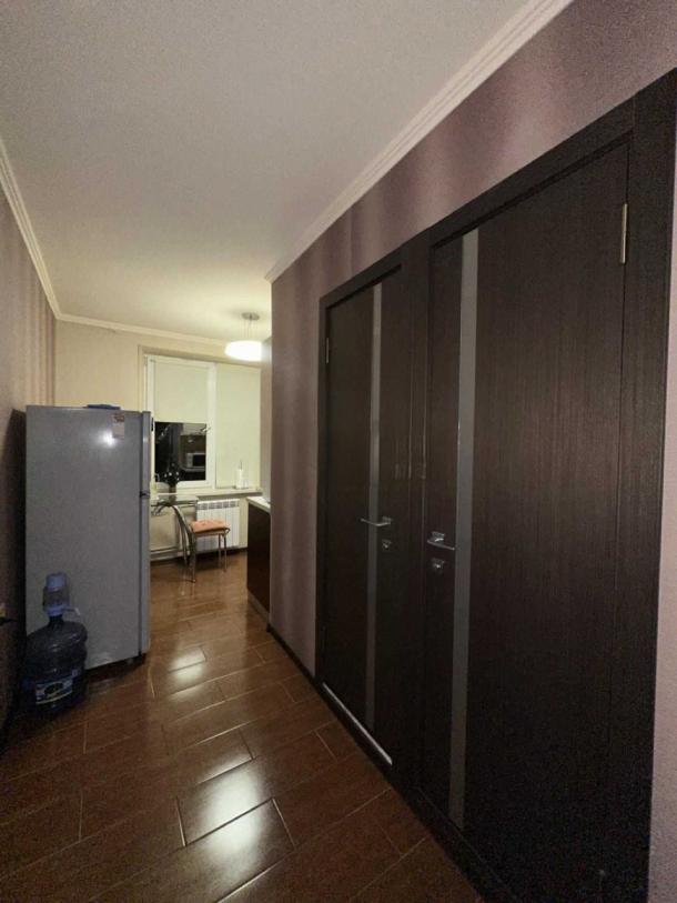 Квартира, 3-кімн., Харьков, 533м/р, Непокоренных (Героев Труда)