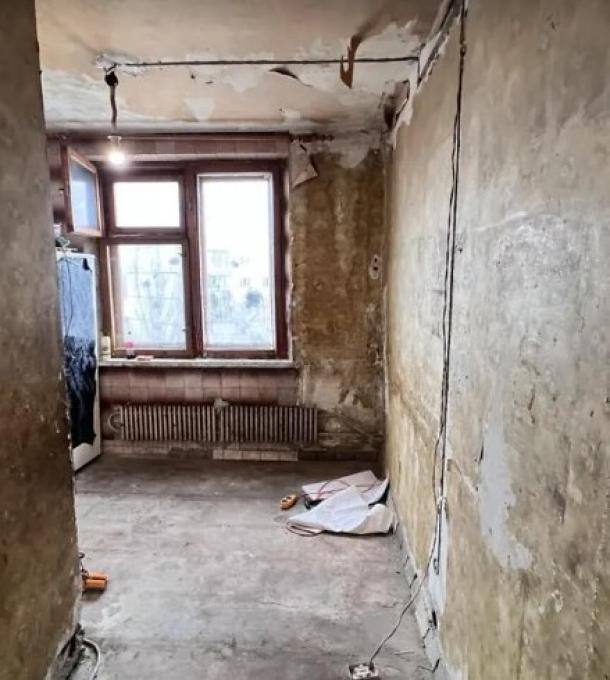 Квартира, 3-кімн., Харьков, 626м/р, Амосова