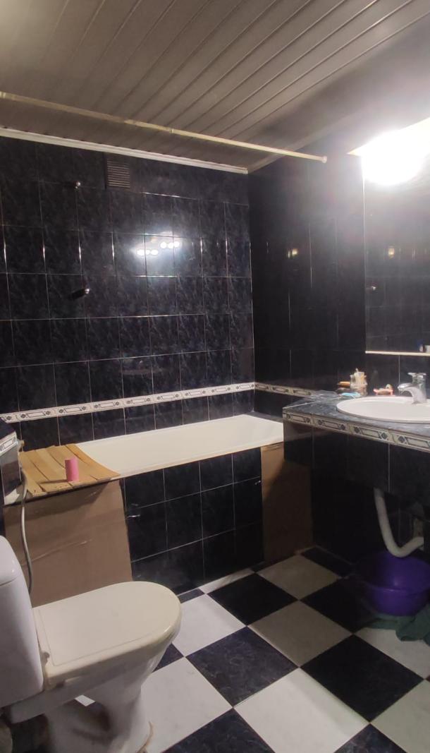 Квартира, 3-кімн., Харьков, 531м/р, Непокоренных (Героев Труда)