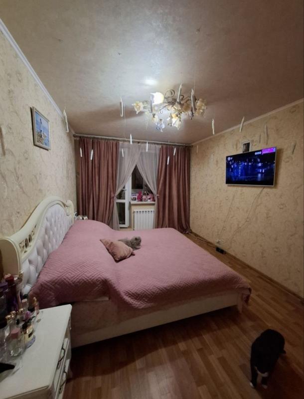 Квартира, 3-кімн., Харьков, Одесская