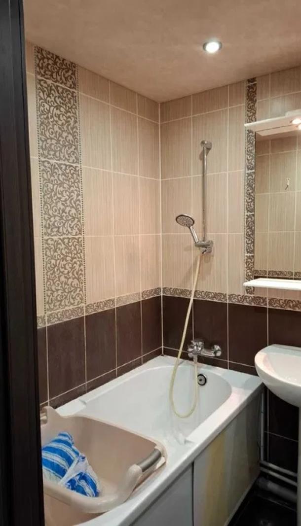 Квартира, 1-кімн., Харьков, Рогань жилмассив, Зубарева