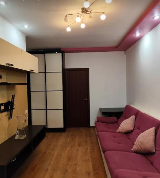 Квартира, 3-кімн., Харьков, Холодная Гора, Григоровское шоссе (Комсомольское шоссе)