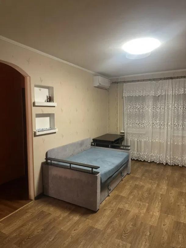 Квартира, 1-кімн., Харьков, Новые Дома, Каденюка (Танкопия)