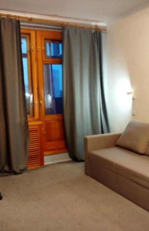 Квартира, 3-кімн., Харьков, 533м/р, Светлая