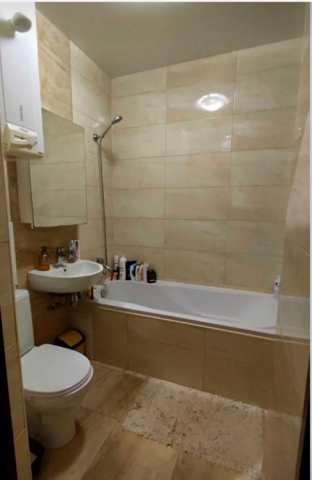 Квартира, 3-кімн., Харьков, 533м/р, Светлая