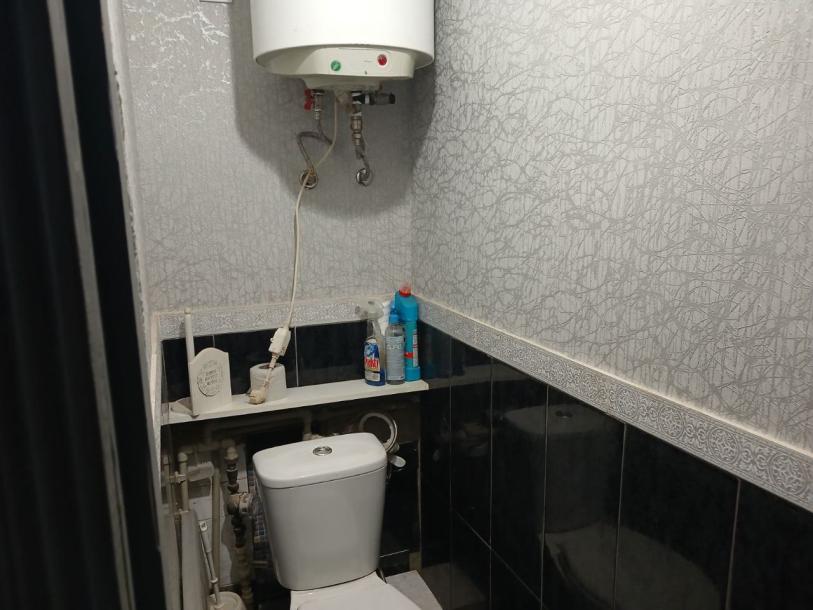 Квартира, 3-кімн., Чкаловское, Чугуевский район, Свободы