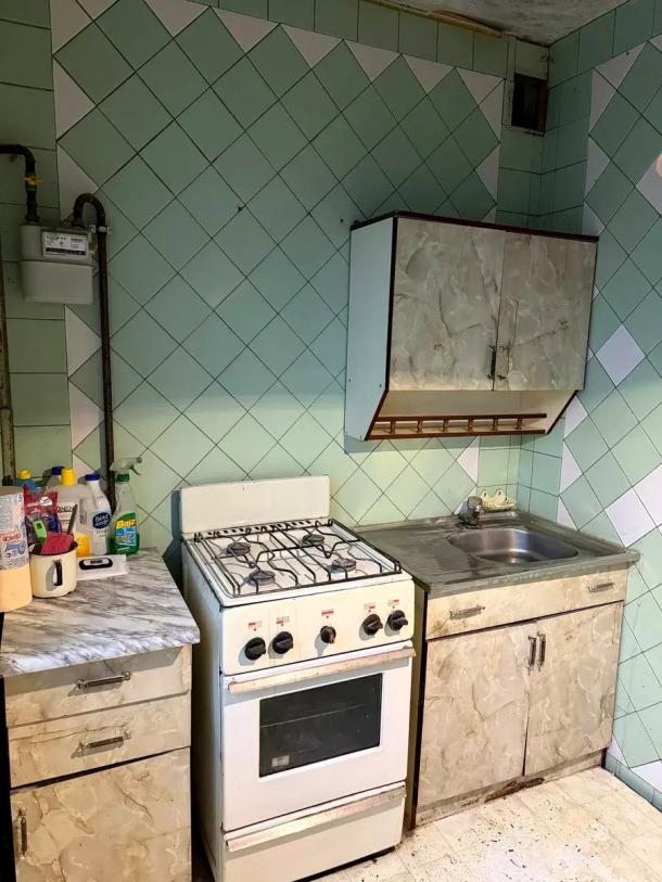 Квартира, 3-кімн., Харьков, Спортивная метро, Фесенковский в-зд