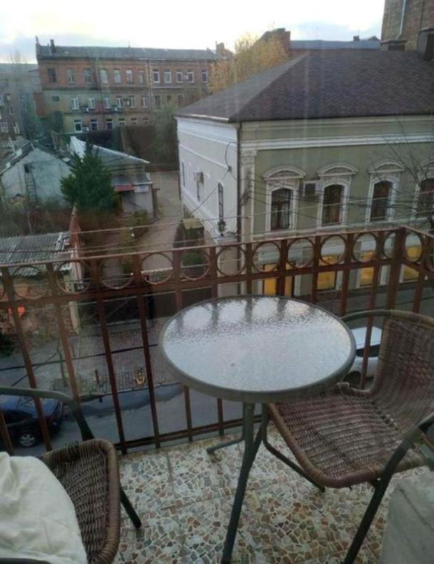 Гостинка, Харьков, Центр, Конституции пл.