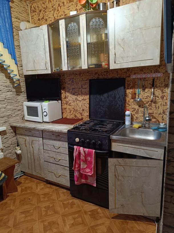 Квартира, 3-кімн., Чугуев, Чугуевский район, Музейная (Розы Люксембург)