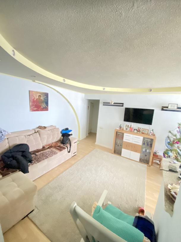 Квартира, 3-кімн., Харьков, Новые Дома, Льва Ландау пр.