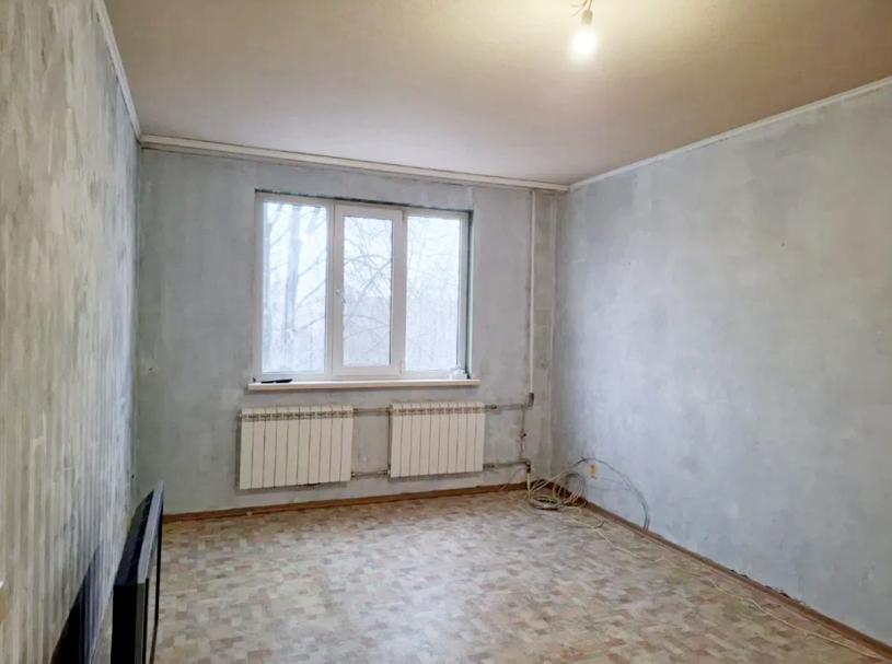 Квартира, 3-кімн., Харьков, Песочин, Молодежная