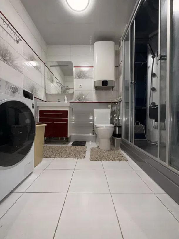 Квартира, 3-кімн., Харьков, Песочин, Европейская ул.