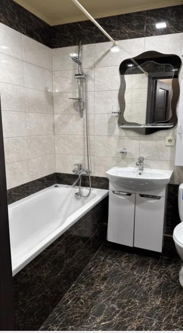 Квартира, 2-кімн., Харьков, 520м/р, Валентиновская