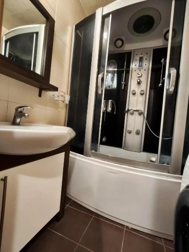 Квартира, 4-кімн., Харьков, 5 Северная Салтовка, Соборности Украины (Дружбы Народов)