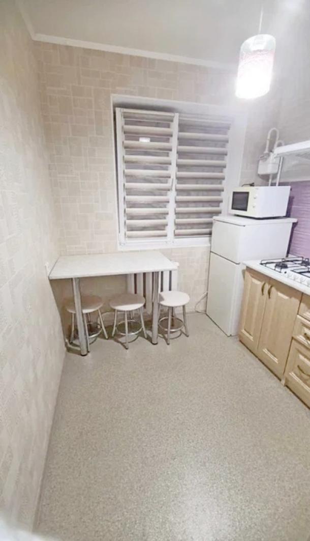 Квартира, 1-кімн., Харьков, 605м/р, Тракторостроителей просп.